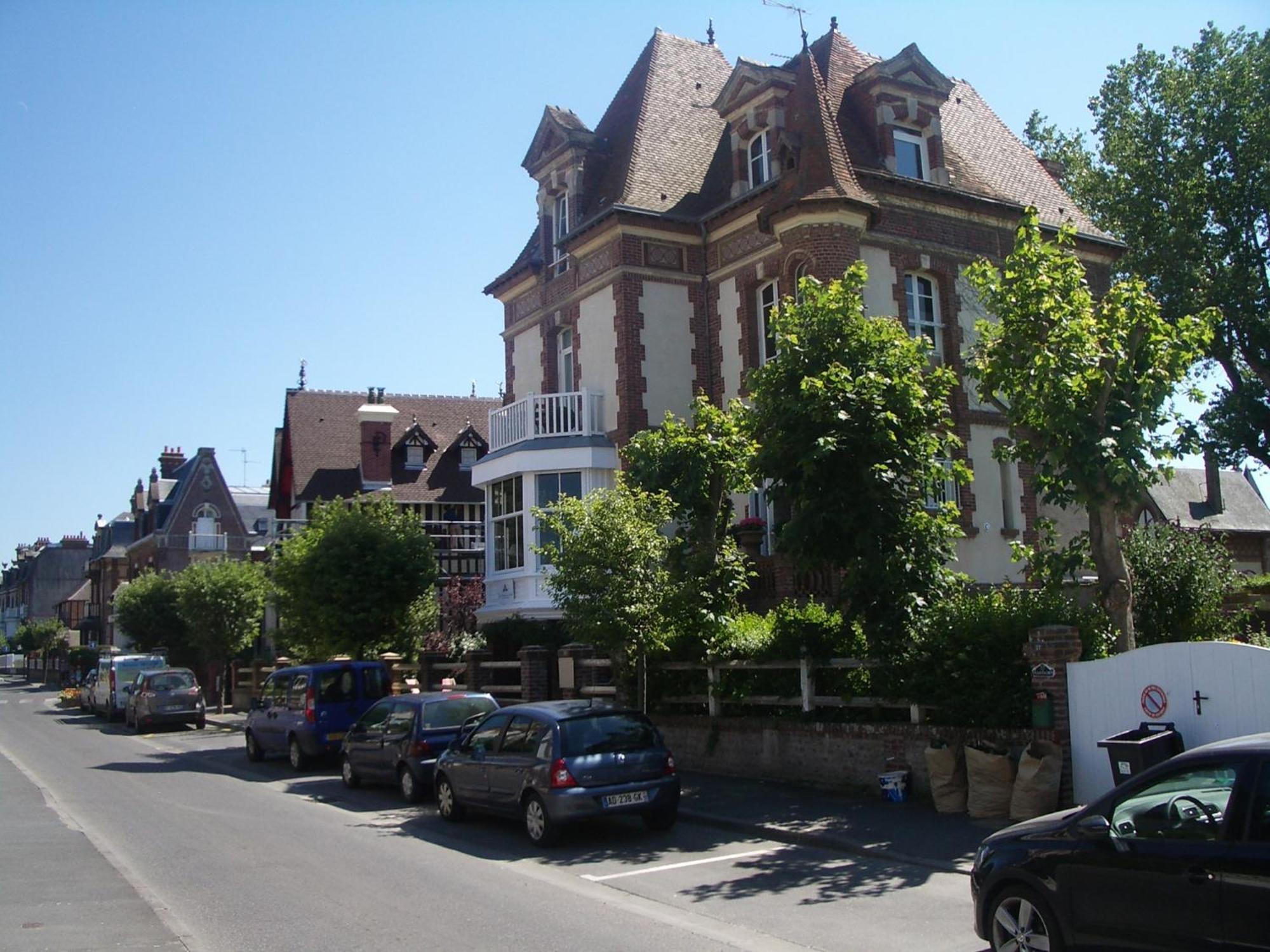 La Maison D'Emilie Houlgate Exterior foto